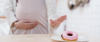 Có thai không nên ăn gì? 25 thực phẩm bà bầu nên kiêng