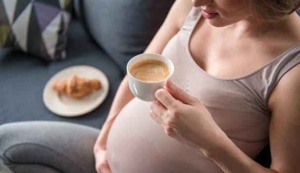 Bà bầu uống cafe sữa được không, có ảnh hưởng đến thai nhi không? - 3