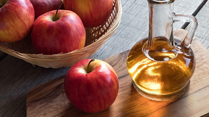 Lợi ích sức khỏe của giấm táo là do thành phần chính: axit axetic
