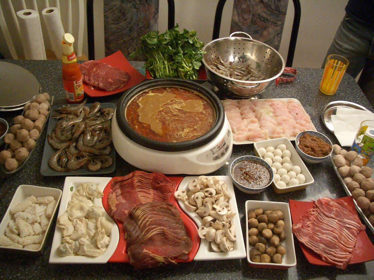 Tả pín lù là món ăn mùa đông của người Mông Cổ.
